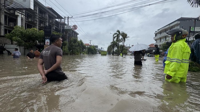 Pasca Banjir Besar Denpasar Bali, Ruas Jalan Kembali Bisa Digunakan