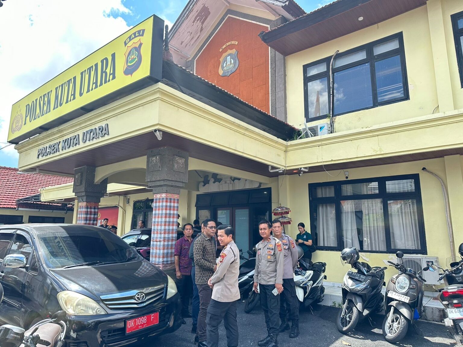 Aniaya dan Gasak Saldo Pensiunan Polisi Australia, IS Dibui di Polsek Kuta Bali