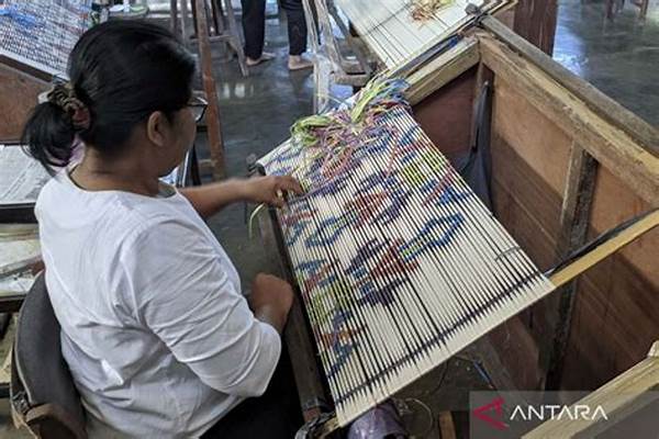 Denpasar Budaya Kreatif: Tenun Dan Manuskrip Jadi Tulang Punggung Identitas