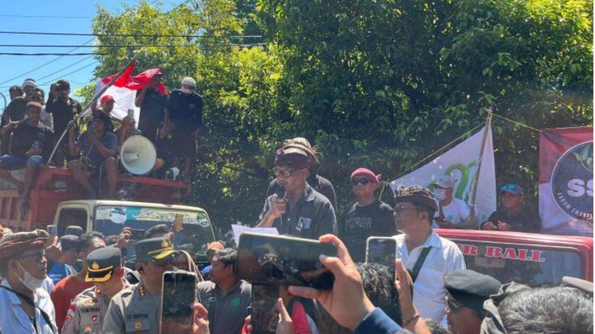 Aksi Unjuk Rasa Lingkungan Bali Memanas, Ratusan Massa Turun ke Jalan