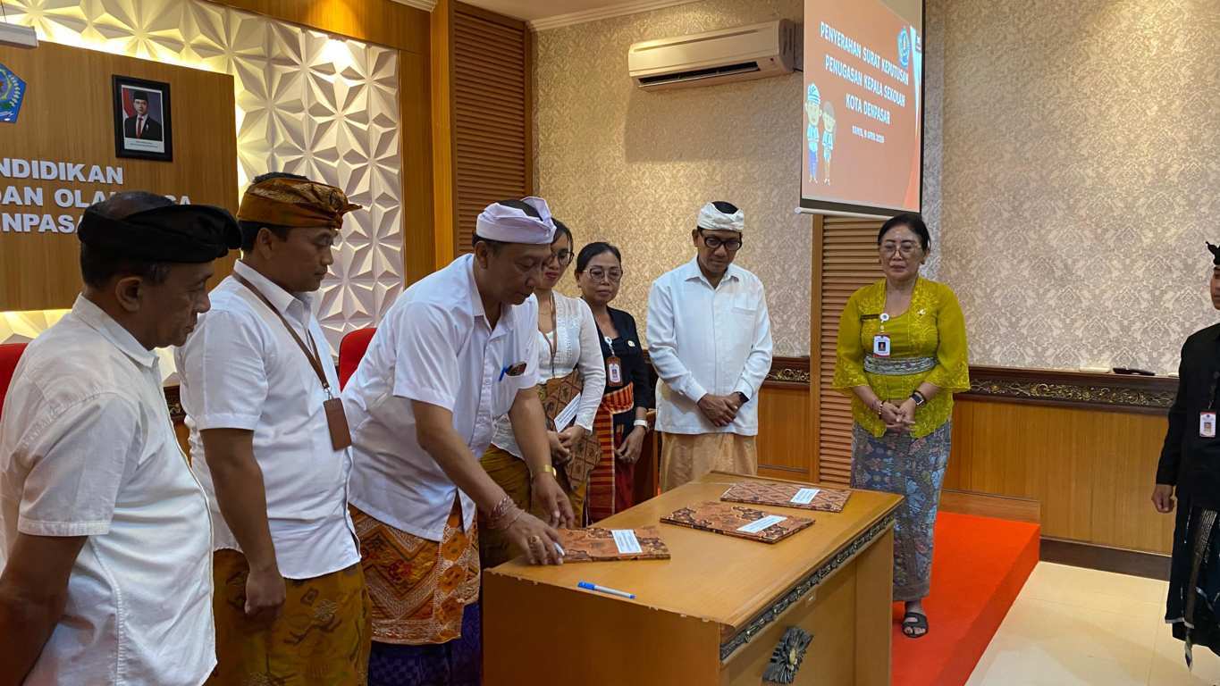 Sekda Denpasar Resmi Tunjuk 41 Kepsek Baru, Siap Genjot Kualitas Sekolah